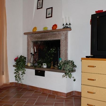 Casa Vacanze In Borgo Monteverdi Marittimo Buitenkant foto