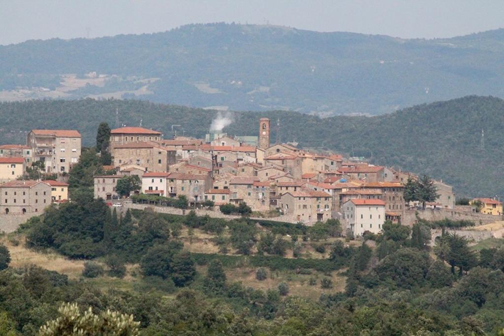 Casa Vacanze In Borgo Monteverdi Marittimo Buitenkant foto
