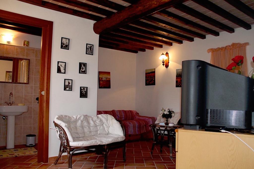 Casa Vacanze In Borgo Monteverdi Marittimo Buitenkant foto